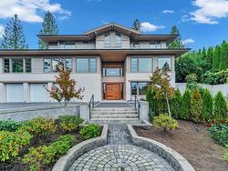 565 ROBIN HOOD ROAD  West Vancouver, BC V7S 1T4