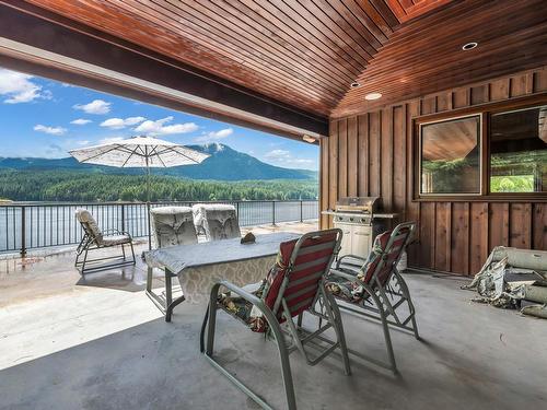 15781 East Egmont Shoreline, Egmont, BC 