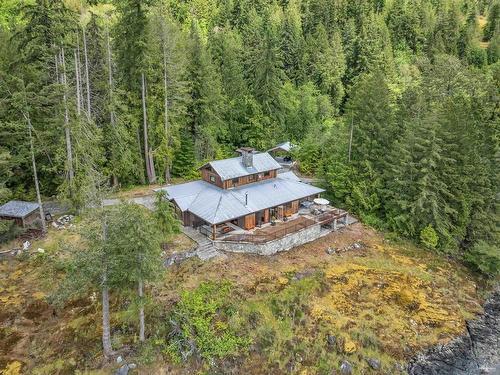 15781 East Egmont Shoreline, Egmont, BC 