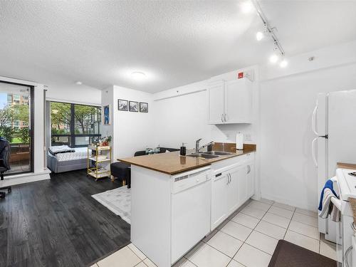 1112 933 Hornby Street, Vancouver, BC 