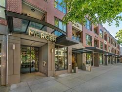 303 3456 COMMERCIAL STREET  Vancouver, BC V5N 4E9