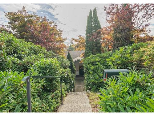 1069 Shavington Street, North Vancouver, BC 