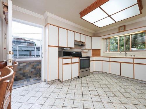 775 Esmond Avenue, Burnaby, BC 