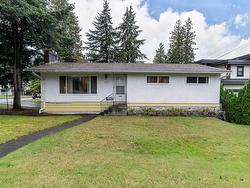 692 BLUE MOUNTAIN STREET  Coquitlam, BC V3J 4R9