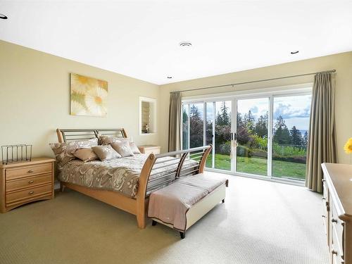 2556 Marr Creek Court, West Vancouver, BC 