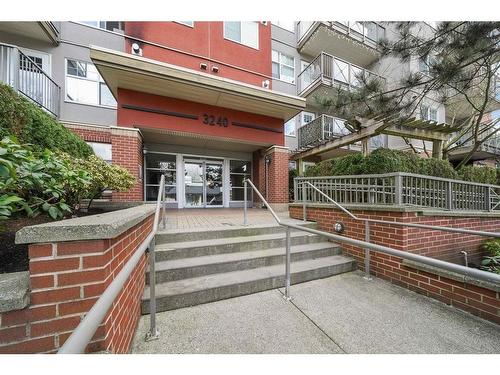 307 3240 St Johns Street, Port Moody, BC 