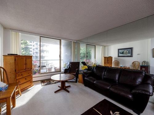 405 2024 Fullerton Avenue, North Vancouver, BC 