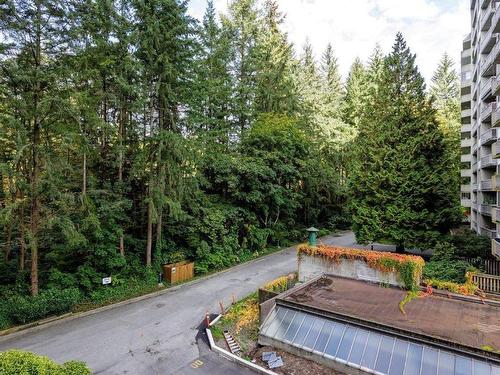 405 2024 Fullerton Avenue, North Vancouver, BC 