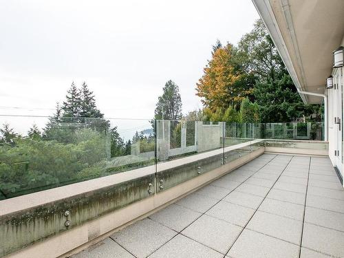 6220 Summit Avenue, West Vancouver, BC 