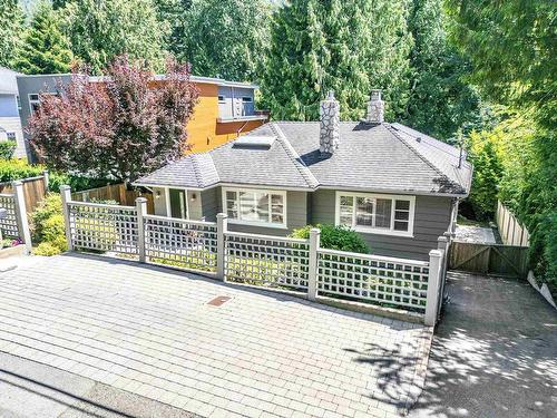 6412 Wellington Avenue, West Vancouver, BC 