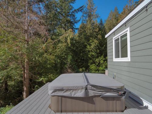 7339 Belle Road, Halfmoon Bay, BC 