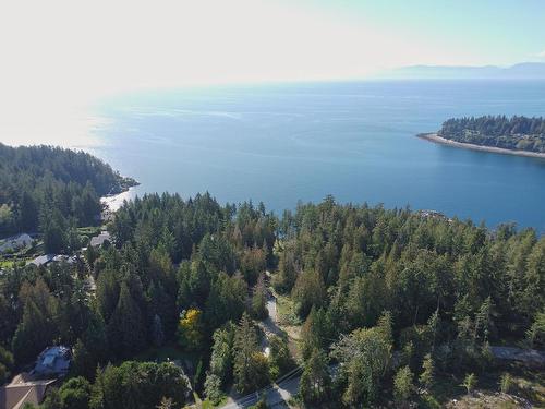 7339 Belle Road, Halfmoon Bay, BC 