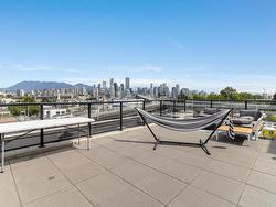 403 1628 W 4TH AVENUE  Vancouver, BC V6J 0G6