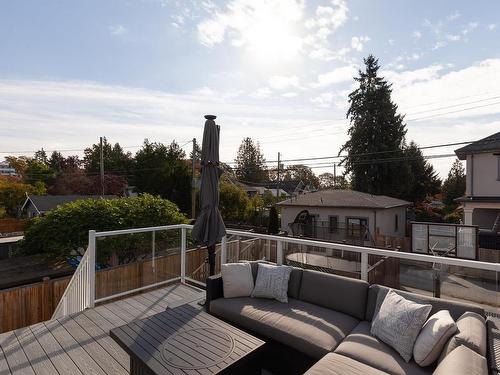 2268 W 45Th Avenue, Vancouver, BC 