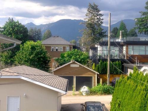 2 362 W 14Th Street, North Vancouver, BC 