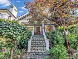 3708 W 18TH AVENUE  Vancouver, BC V6S 1B2