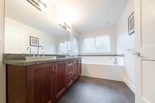 3418 Princeton Avenue, Coquitlam, BC 