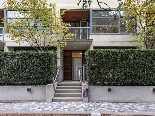 152 W 1St Avenue, Vancouver, BC 