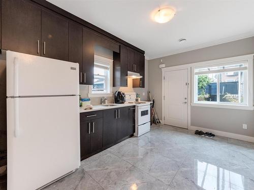 5615 Neville Street, Burnaby, BC 