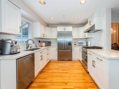 3 5760 Hampton Place, Vancouver, BC 