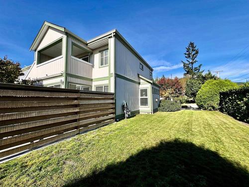 1 735 Park Road, Gibsons, BC 