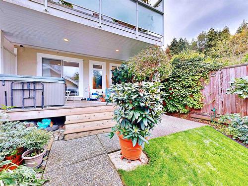 6477 Bruce Street, West Vancouver, BC 