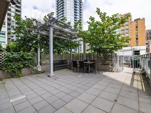 1404 888 Homer Street, Vancouver, BC 