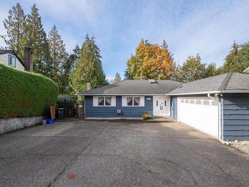 903 Strathaven Drive, North Vancouver, BC 