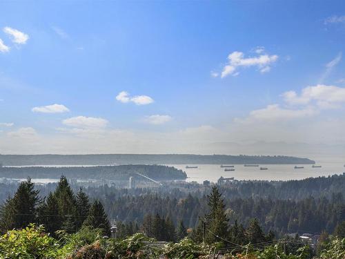 4825 Skyline Drive, North Vancouver, BC 