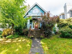 3945 W 31ST AVENUE  Vancouver, BC V6S 1Y4