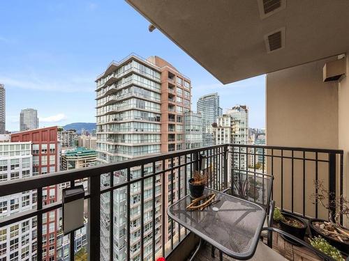 2802 969 Richards Street, Vancouver, BC 