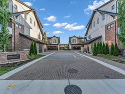 2 8600 FRANCIS ROAD  Richmond, BC V6Y 1A6