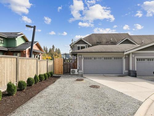 11189 240 Street, Maple Ridge, BC 