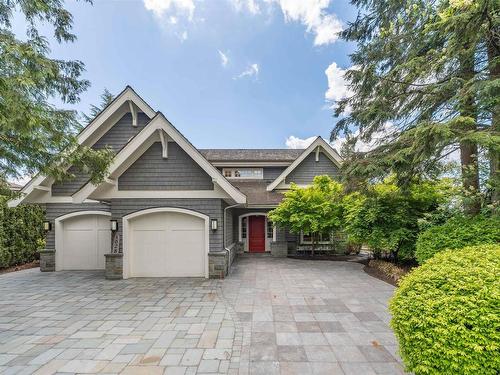 1028 Groveland Place, West Vancouver, BC 