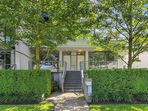 1782 W 6Th Avenue, Vancouver, BC 