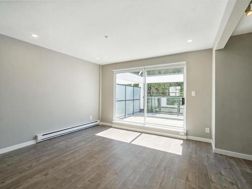 11 2880 W 4Th Avenue, Vancouver, BC 