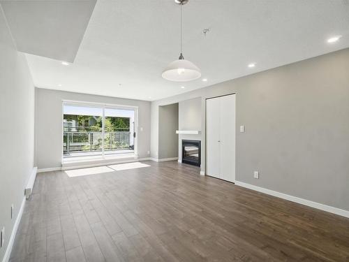 11 2880 W 4Th Avenue, Vancouver, BC 