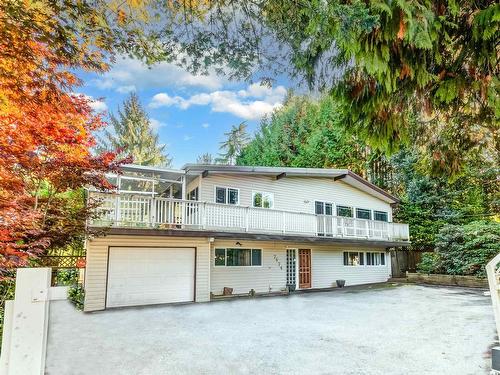 7674 Burris Street, Burnaby, BC 