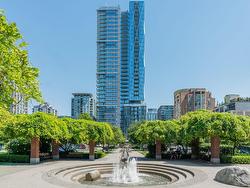 1407 1111 RICHARDS STREET  Vancouver, BC V6B 3E1