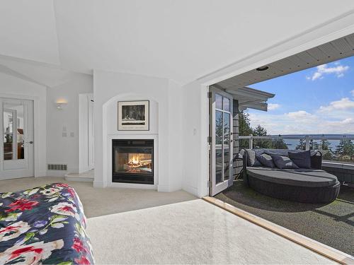 3797 Bayridge Avenue, West Vancouver, BC 