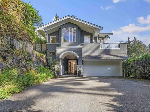 3797 Bayridge Avenue, West Vancouver, BC 