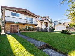 3030 E 24TH AVENUE  Vancouver, BC V5R 1E8