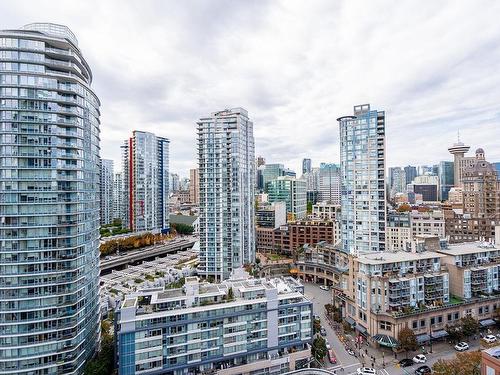 2303 58 Keefer Place, Vancouver, BC 