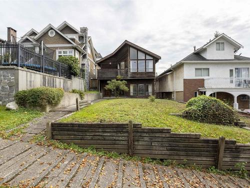 3542 Eton Street, Vancouver, BC 