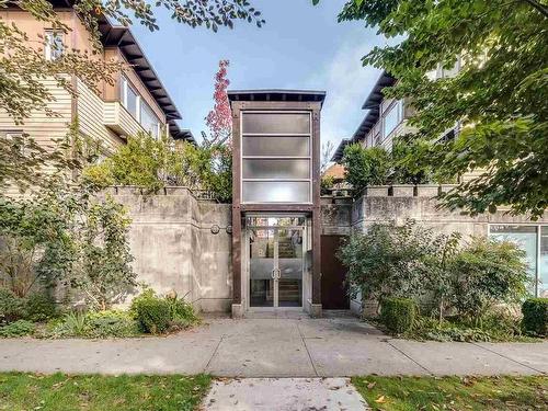 6 2389 Charles Street, Vancouver, BC 