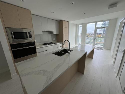 804 3538 Sawmill Crescent, Vancouver, BC 