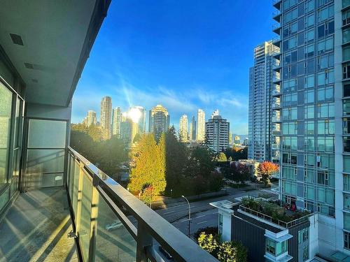 806 4900 Lennox Lane, Burnaby, BC 