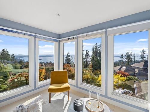 5401 W Vista Court, West Vancouver, BC 