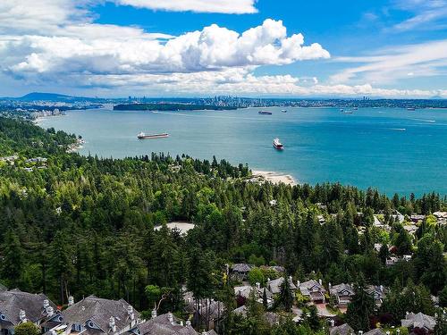 5401 W Vista Court, West Vancouver, BC 