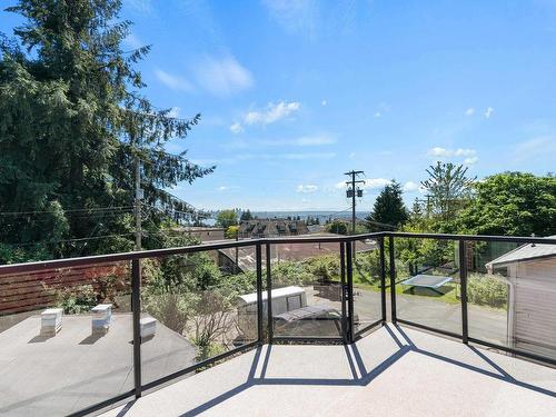 145-151 E Kings Road, North Vancouver, BC 